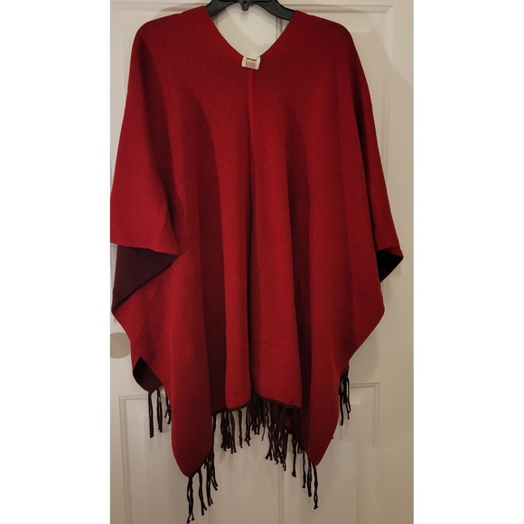 Chicos one size Red Reversible Fringe Two Tone Poncho Ruana...
